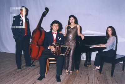 Conjunto "Los Porteñitos" en Teatro Municipal
