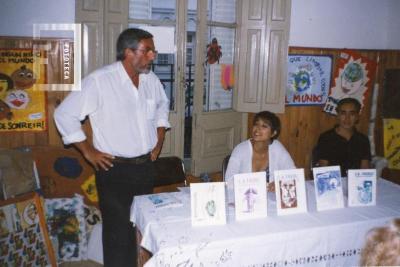 Carlos Amaya dirigiéndose a los presentes