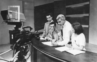 Estudio Canal 2. Walter Álvarez, Adrián Avenalli, Alejandro Andrín y Alicia Alegre