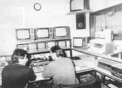 Control Central y de Estudio Canal 2 San Nicolás. Operadores  Salvatierra y Príncipe
