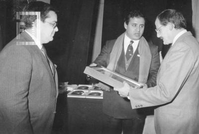 Acto Fundación Malvinas. De Bonis, Ramón Nájar y Di Rocco