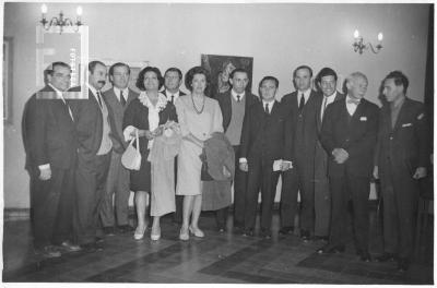 Grupo en sala auditorio