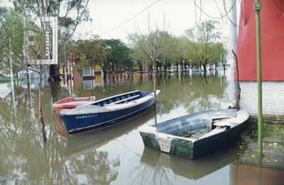 Creciente del Paraná, Costanera inundada