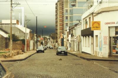 Calle Sarmiento desde Lavalle hacia el Noroeste