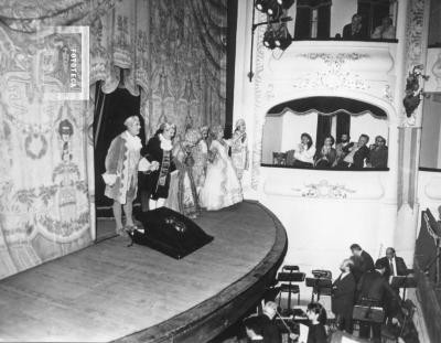 Obra "La Traviatta" en Teatro Municipal
