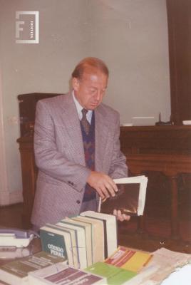 Dr. Tanús