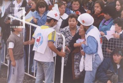 Peregrinos en Campito de la Virgen. Cruz Roja actuando.