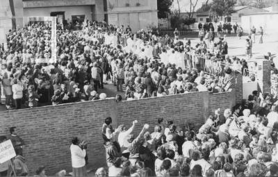 Procesión con la Virgen del Rosario