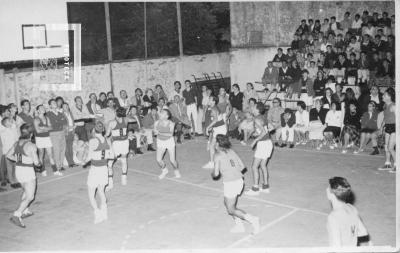 Partido de básquet