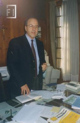 Dr. Héctor Hernández