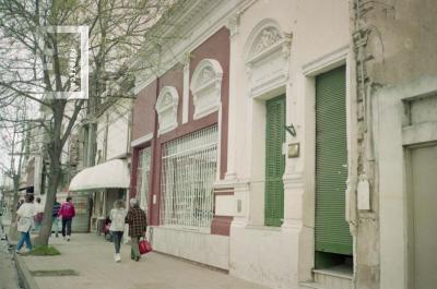 Calle Sarmiento entre Belgrano y Mitre