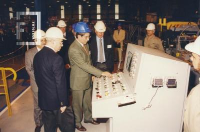 Agostino Rocca y otros en recorrida por Planta Siderar