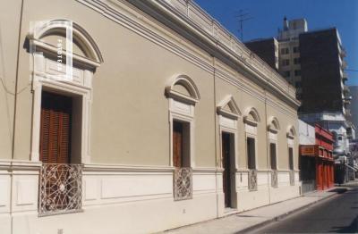 Escuela Media Nº 3, calle de la Nación 186