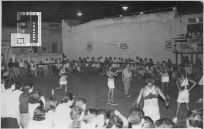 Básquet en la cancha de Ateneo