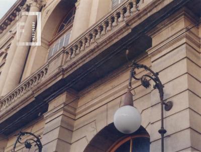 Detalle del frente del Teatro Municipal