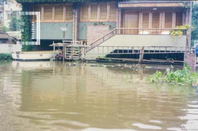 Inundación. Av. Costanera