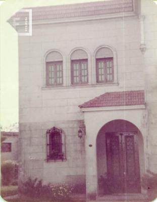 Casa Av. Savio entre Pellegrini y Nación