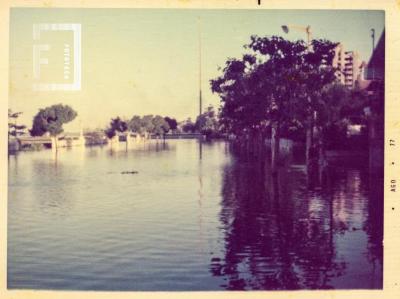 Inundación. Av. Costanera