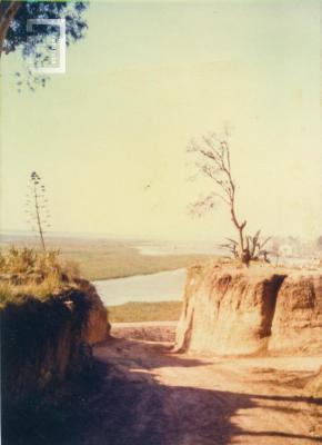 Bajada de Av. Viale, antes de la pavimentación