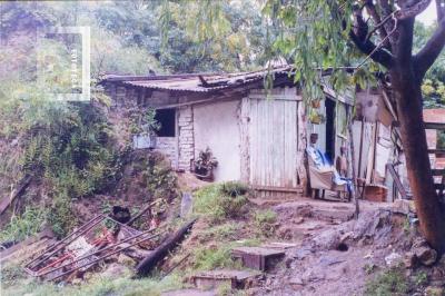 Rancho de Dorita en Costanera, esq. Bustamante