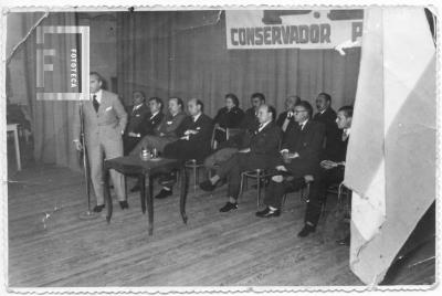 Acto del Partido Conservador Popular, presidido por Vicente Solano Lima