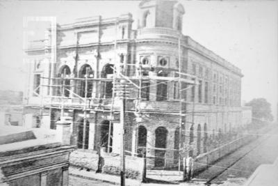 Teatro Municipal en construcción