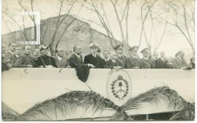 Palco oficial visita del Pte. Castillo