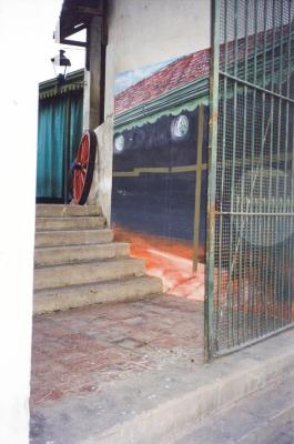 Ingreso al Sector Tradicional del Museo, con vista del Mural pintado por Héctor Burgos