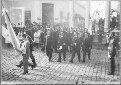 Homenaje al Gral. Belgrano en el centenario de su muerte. Esquina de calles Mitre y Guardias Nacionales