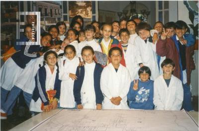 Niños Escuela Nº 29 durante Inauguración Juego Educativo