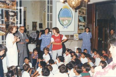 Niños Escuela Nº 38 visitando el Museo