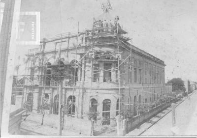 Teatro Municipal en construcción