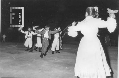 Festival Nacional Infanto-juvenil de Danzas en Anfiteatro