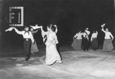 Festival Nacional Infanto-juvenil de Danzas en Anfiteatro