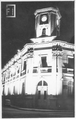 Palacio Municipal, vista nocturna