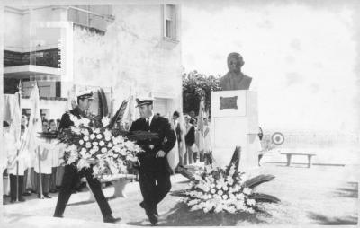 Acto en plazoleta Aguiar, Prefecto Portela Iglesias