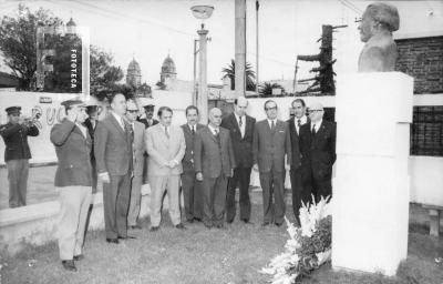 Numismáticos argentinos y paraguayos en homenaje a Rafael de Aguiar. Intend. Raúl Alonso
