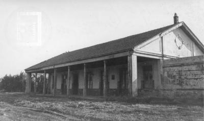 Conesa. Ex Estación de pasajeros del ferrocarril