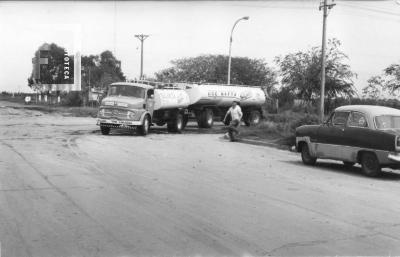 Municipalidad. Yrigoyen y Morteo