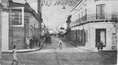 Hotel Italia, calle de la Nación de Almafuerte hacia 25 de Mayo