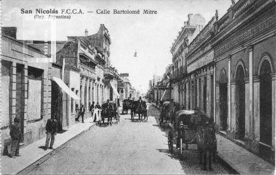 Calle Mitre desde Sarmiento hacia Francia. Edificio altos a la izq.: Partido Conservador