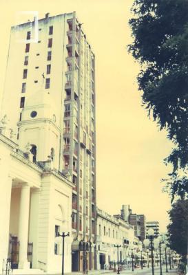 Peatonal Mitre y Edificio Catedral