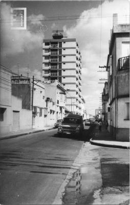 Calle Pellegrini desde Alem hacia la Municipalidad