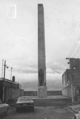 Monumento al primer combate naval, allí descansan los restos de Juan B. Azopardo