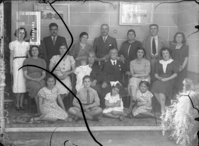 Grupo familiar (puede ser Familia Di Salvo)