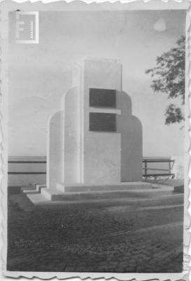 Monumento a la caducidad del Puerto