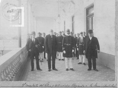 Centenario del Primer Combate Naval. El comandante del Patria y autoridades llegando a la Municipalidad