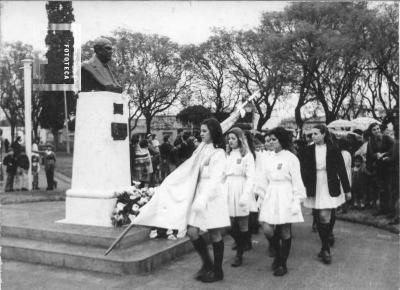 Día del Maestro, celebración en Plaza Sarmiento