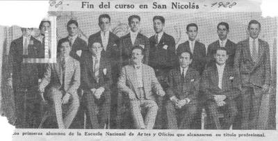 Primeros alumnos de la Escuela nacional de Artes y Oficios