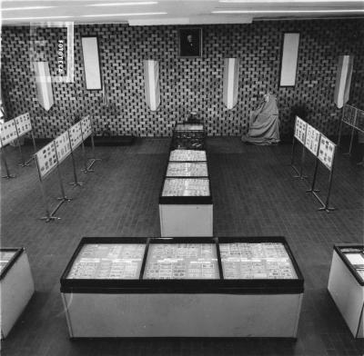 Exposición de Papel Moneda Universal, con la participación del Museo del Banco Central de la R. A., en el Auditorio Municipal, centro